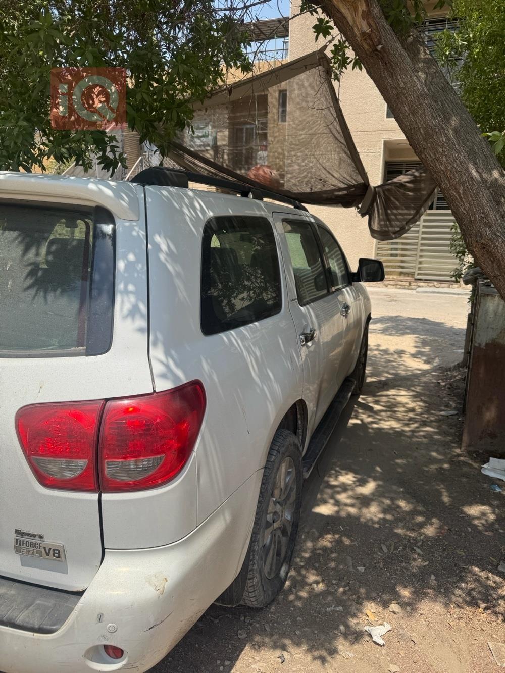 تويوتا سيكويا